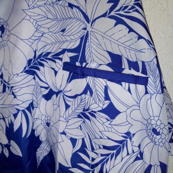 Hilo Hattie Hawaiian Short Sleeve Shirt - Picture 2 of 4